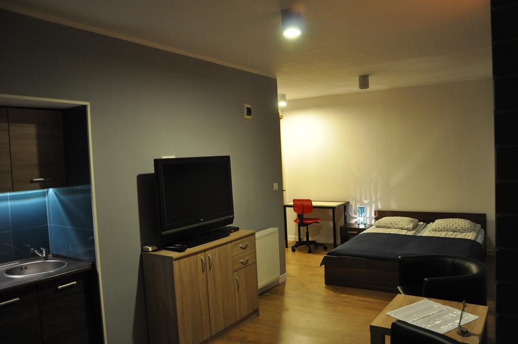 Studio Double Bed